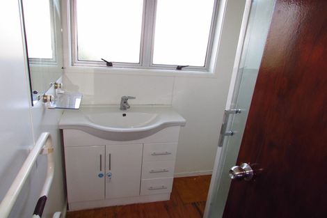 Photo of property in 6 Riverhills Avenue, Pakuranga Heights, Auckland, 2010