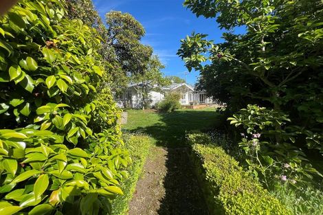 Photo of property in 18 Skerman Street, Marton, 4710