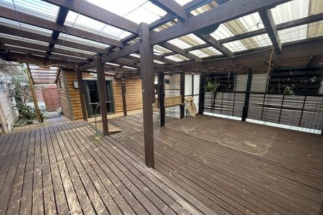Photo of property in 8 Luanda Drive, Ranui, Auckland, 0612