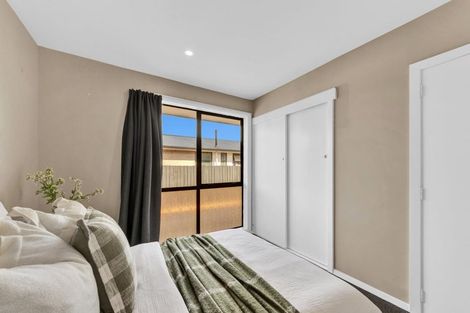 Photo of property in 12 Esk Place, Aranui, Christchurch, 8061