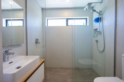 Photo of property in 1 Kamahi Street, Wanaka, 9305