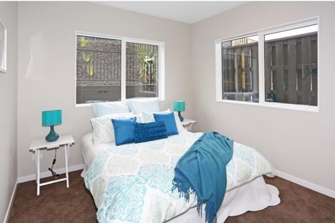 Photo of property in 16 Knoll Rise, Pukekohe, 2120