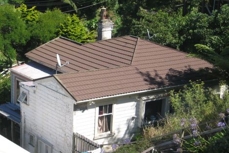 Photo of property in 2 Garden Road, Northland, Wellington, 6012