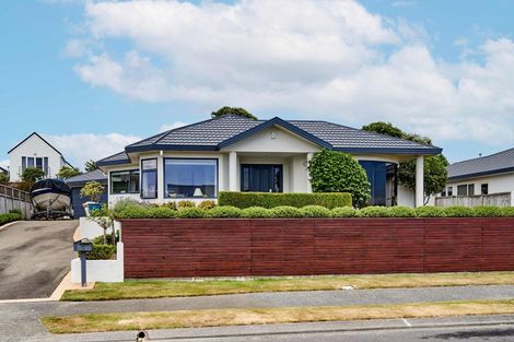 Photo of property in 11 The Masthead, Whitby, Porirua, 5024