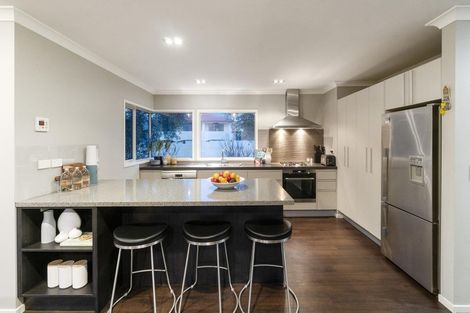 Photo of property in 17 Spinnaker Drive, Te Atatu Peninsula, Auckland, 0610