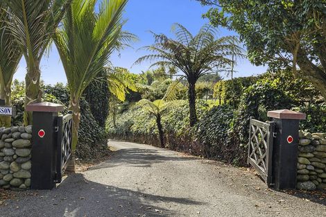 Photo of property in 475 Frankley Road, Hurworth, New Plymouth, 4371