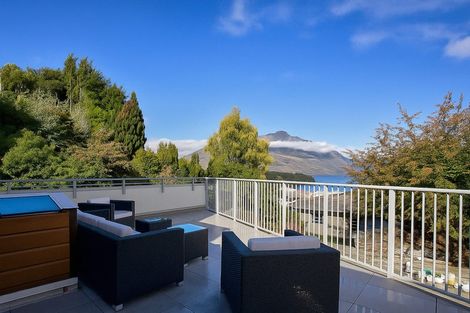 Photo of property in 5a Anderson Heights, Queenstown, 9300