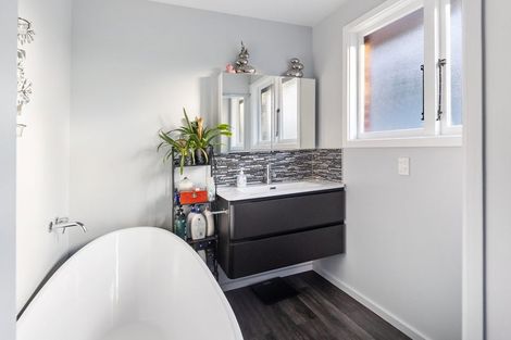 Photo of property in 15 Sherratt Street, West End, Timaru, 7910