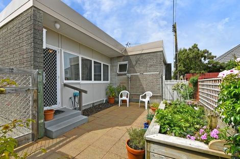 Photo of property in 1-20/27 Whites Line West, Woburn, Lower Hutt, 5010