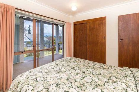 Photo of property in 15 Hilden Place, Hilltop, Taupo, 3330