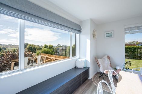 Photo of property in 3 Catherine Road, Mapua, 7005