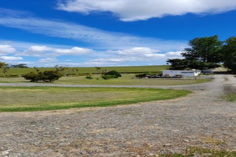 Photo of property in 341 Gallie Road, Matakohe, 0594