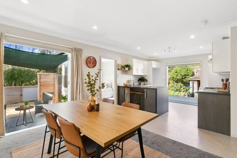 Photo of property in 9 Allen Terrace, Tawa, Wellington, 5028