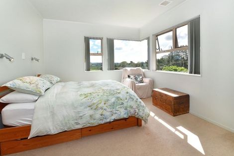 Photo of property in 74 Tarrant Road, Helensville, 0875
