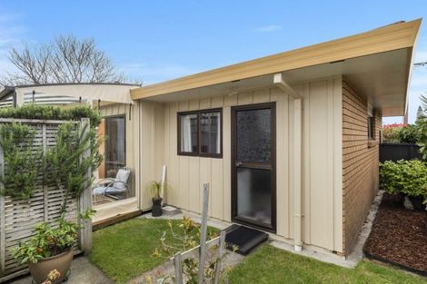 Photo of property in 493c Devonport Road, Tauranga South, Tauranga, 3112