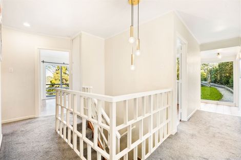 Photo of property in 122 Matipo Road, Te Atatu Peninsula, Auckland, 0610