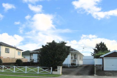 Photo of property in 9 Dreadon Avenue, Papatoetoe, Auckland, 2025