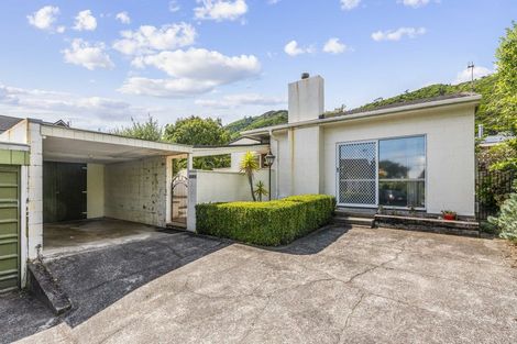Photo of property in 15 Winara Avenue, Waikanae, 5036