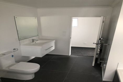 Photo of property in 153 Amesbury Drive, Churton Park, Wellington, 6037