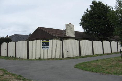 Photo of property in 2/18 Newnham Terrace, Upper Riccarton, Christchurch, 8041