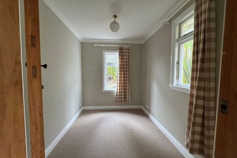 Photo of property in 434a Stokes Valley Road, Stokes Valley, Lower Hutt, 5019