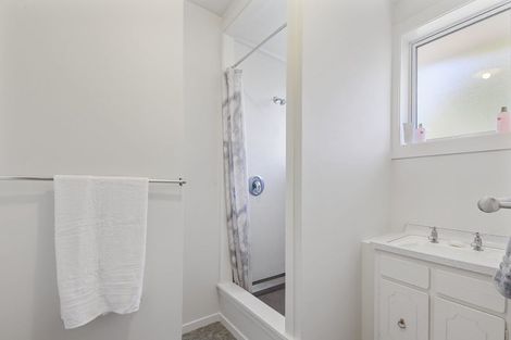 Photo of property in 1/17 Tyrone Street, Belfast, Christchurch, 8051