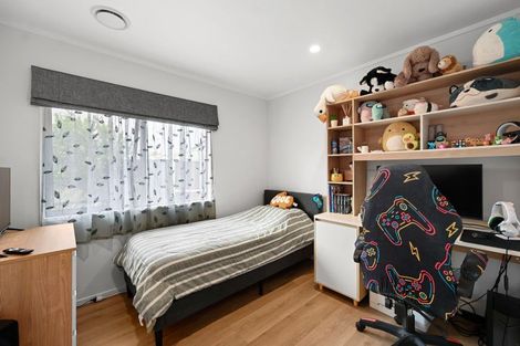 Photo of property in 18 Halyard Close, Flagstaff, Hamilton, 3210