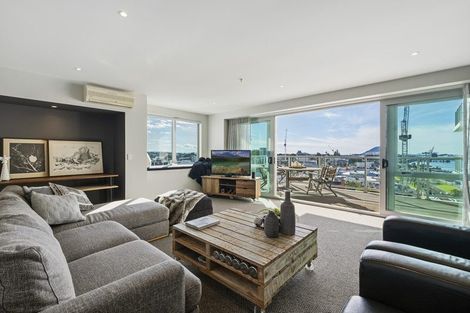 Photo of property in 11/72b Devonport Road, Tauranga, 3110