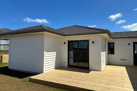 Photo of property in 83 Gateway Park Drive, Pokeno, 2402