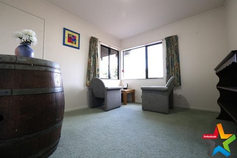 Photo of property in 31 Ewing Grove, Acacia Bay, Taupo, 3330