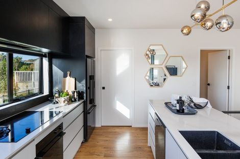Photo of property in 18 Silkwood Place, Fitzherbert, Palmerston North, 4410