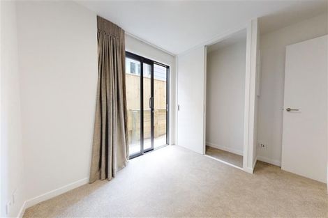 Photo of property in 17u2 Nairn Street, Mount Cook, Wellington, 6011