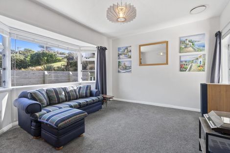 Photo of property in 546 Broadway, Strathmore Park, Wellington, 6022
