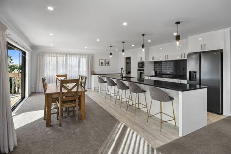 Photo of property in 28 Thomason Crescent, Pokeno, 2402