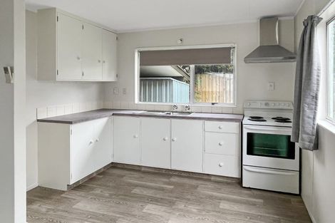 Photo of property in 2 Wembley Place, Richmond Heights, Taupo, 3330
