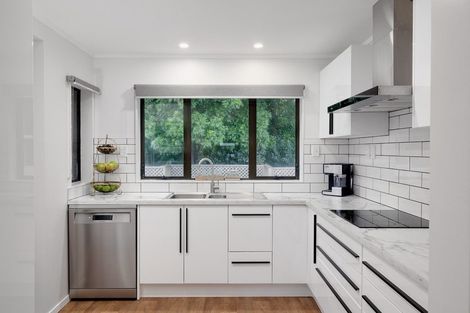 Photo of property in 16 Norrie Street, Te Puke, 3119