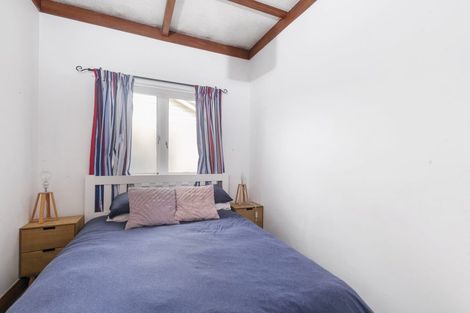 Photo of property in 1/8 Merani Street, Narrow Neck, Auckland, 0622