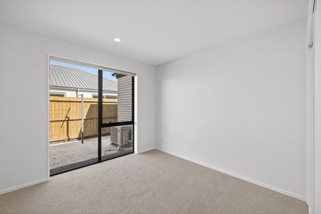 Photo of property in 18 Doris Lusk Street, Belfast, 8051