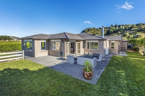 Photo of property in 88b Endeavour Drive, Whitby, Porirua, 5024
