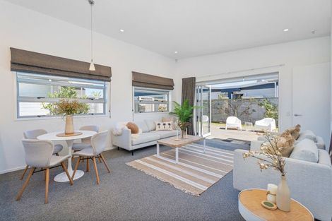 Photo of property in 12 Vanita Drive, Whitianga, 3510