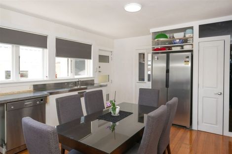 Photo of property in 70 Stephenson Street, Blenheim, 7201
