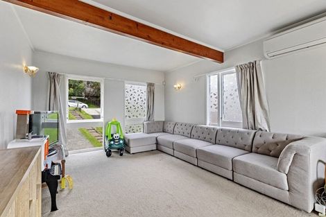 Photo of property in 20 Shanaway Rise, Hillcrest, Auckland, 0627