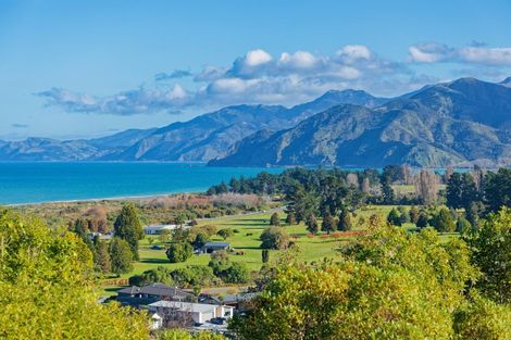 Photo of property in 8 Ingles Drive, Kaikoura Flat, Kaikoura, 7371