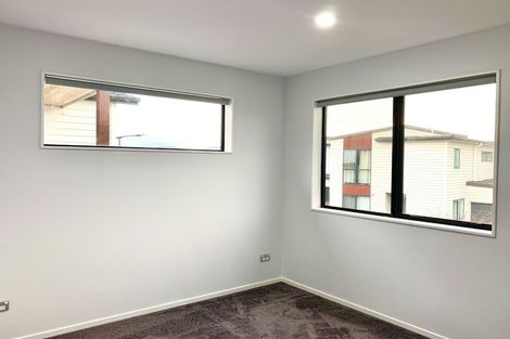 Photo of property in 8 Pihoihoi Place, Hobsonville, Auckland, 0616