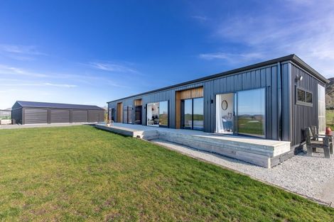 Photo of property in 471 Hatuma Road, Waipukurau, 4281