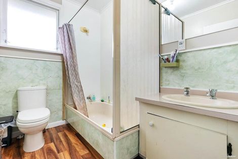 Photo of property in 1/142a Great South Road, Manurewa, Auckland, 2102