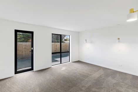 Photo of property in 85a Marine Parade, North New Brighton, Christchurch, 8083