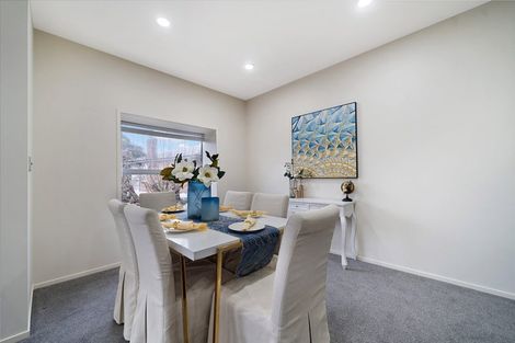 Photo of property in 76n Edmonton Road, Henderson, Auckland, 0612
