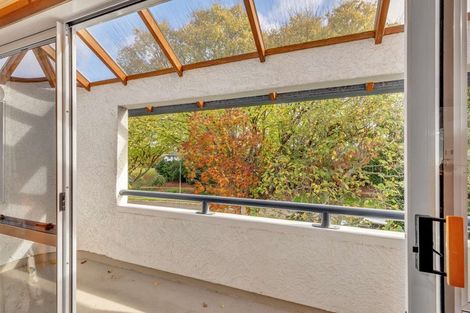 Photo of property in 6 Awatea Terrace, Hokowhitu, Palmerston North, 4410