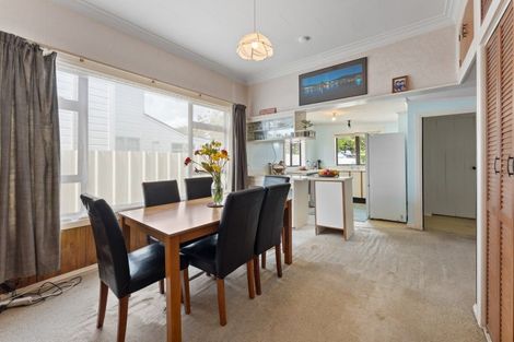 Photo of property in 4 Roxburgh Grove, Petone, Lower Hutt, 5012